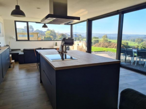 Maison neuve avec vue magnifique